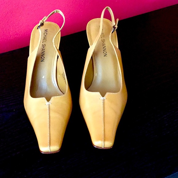 Michael Shannon Casette Dark Camel Pumps - Picture 1 of 11